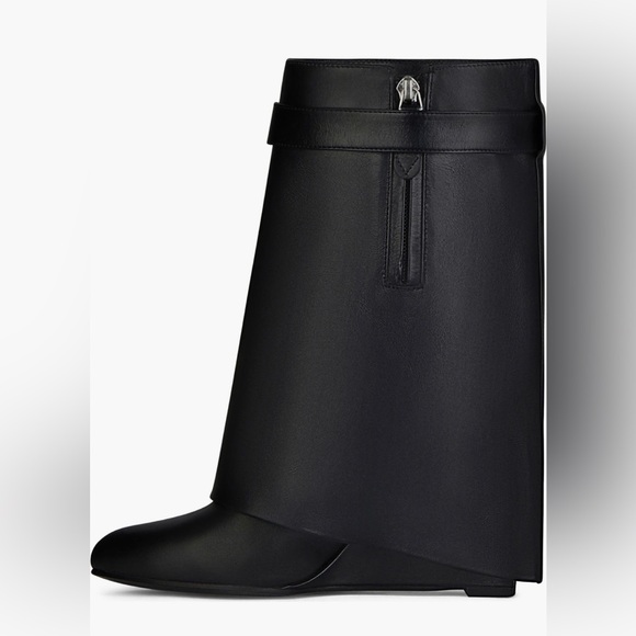 Givenchy Shark Lock Black Ankle Boots - Picture 5 of 14